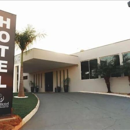 Gran Hotel Residence Jacarezinho Exterior foto